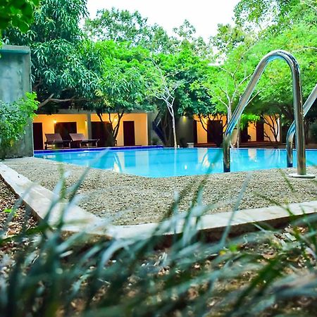 Tropicara Resort Sigiriya Bagian luar foto