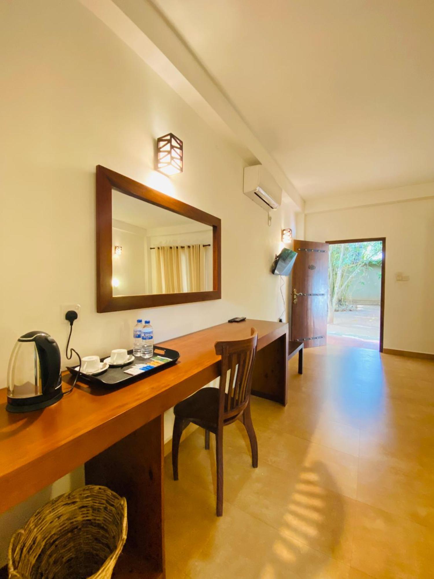 Tropicara Resort Sigiriya Bagian luar foto